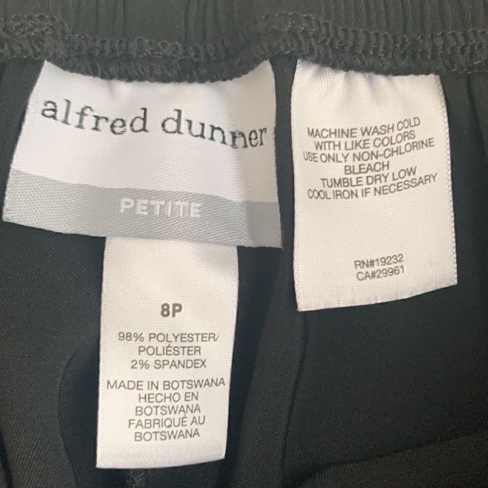 Alfred Dunner Classic Fit Women’s Pants  Size 8P - Picture 2 of 8